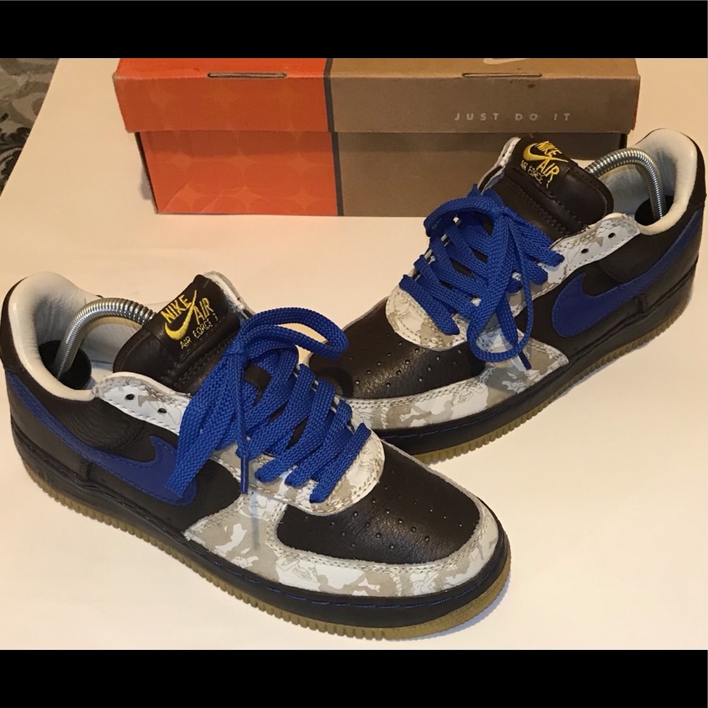 **[SOLD]** Air Force 1 Premium Low Inside/Out